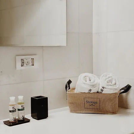 Ξενοδοχείο με διαμερίσματα Kale Kapi Living